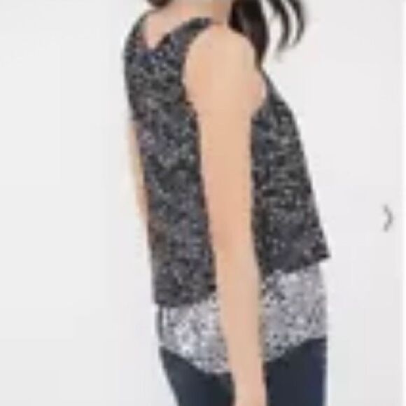 EUC White House Black Market Top(size Medium) - Picture 2 of 10